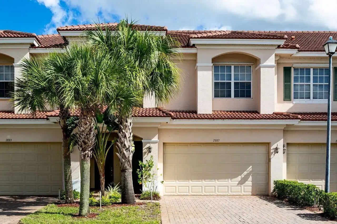 2887 SW Cedar Dunes Drive, Port St. Lucie FL 34953 photo 3