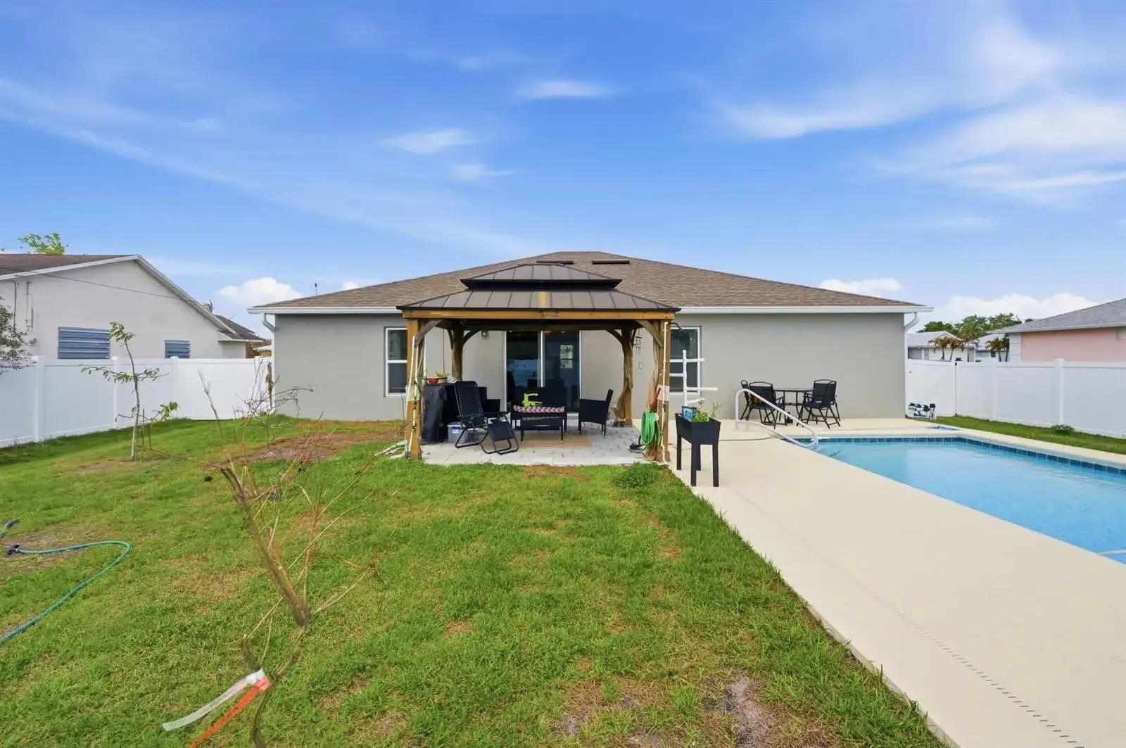 684 SE Crescent Avenue, Port St. Lucie FL 34984 photo 4