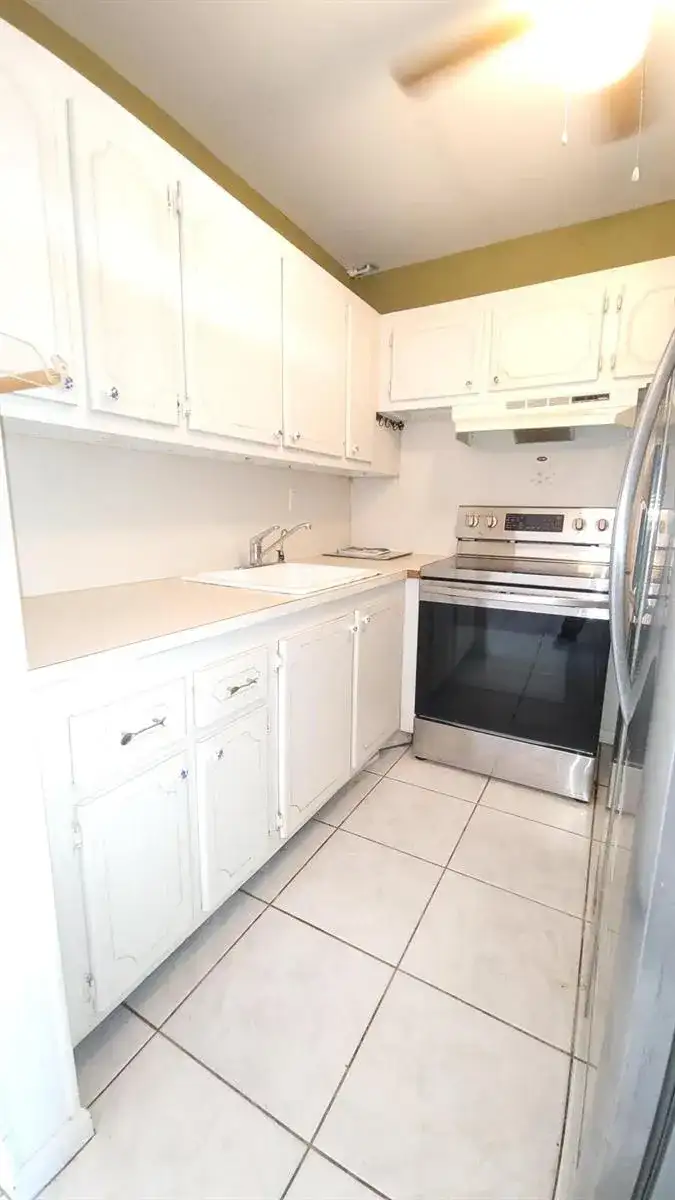 23 Kingswood B, West Palm Beach FL 33417 photo 5
