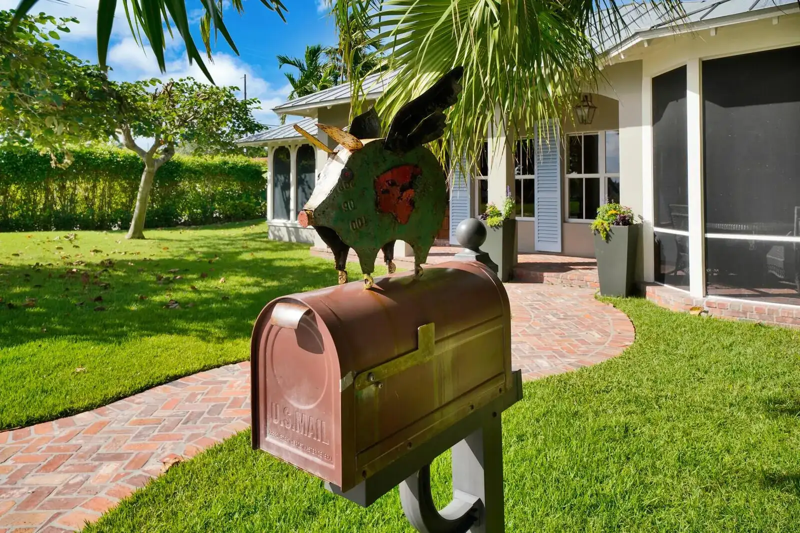 137 S Oak Street, Lantana FL 33462 photo 2
