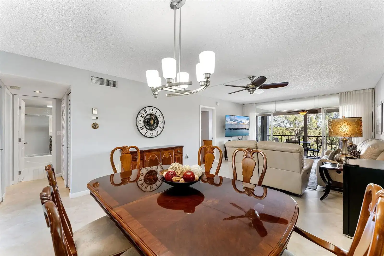 3930 Inverrary Boulevard # d, Lauderhill FL 33319 photo 3