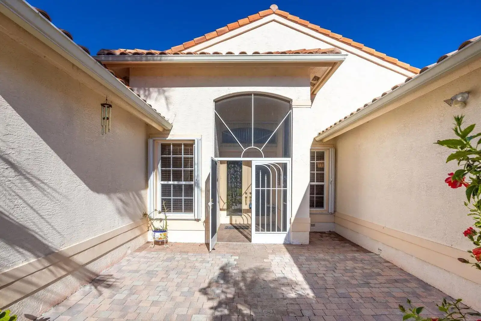 486 NW Blue Lake Drive, Port St. Lucie FL 34986 photo 4