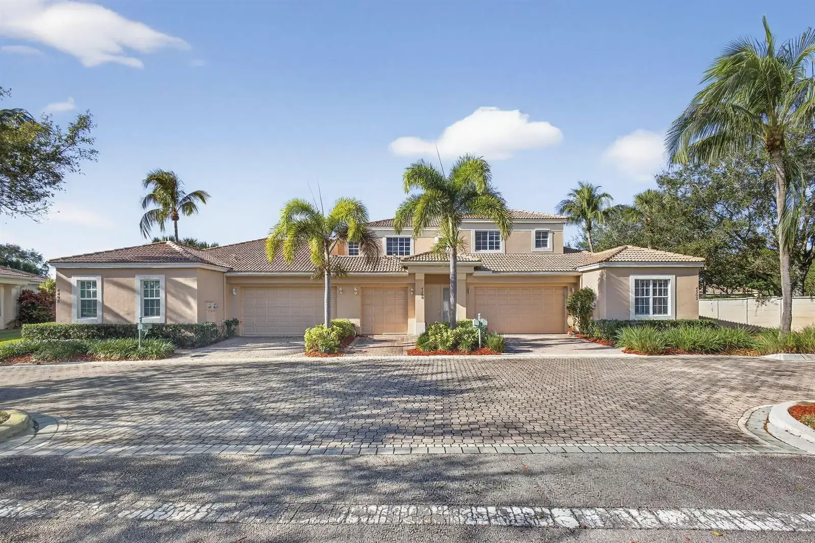 4502 Hickory Drive, Palm Beach Gardens FL 33418 photo 2