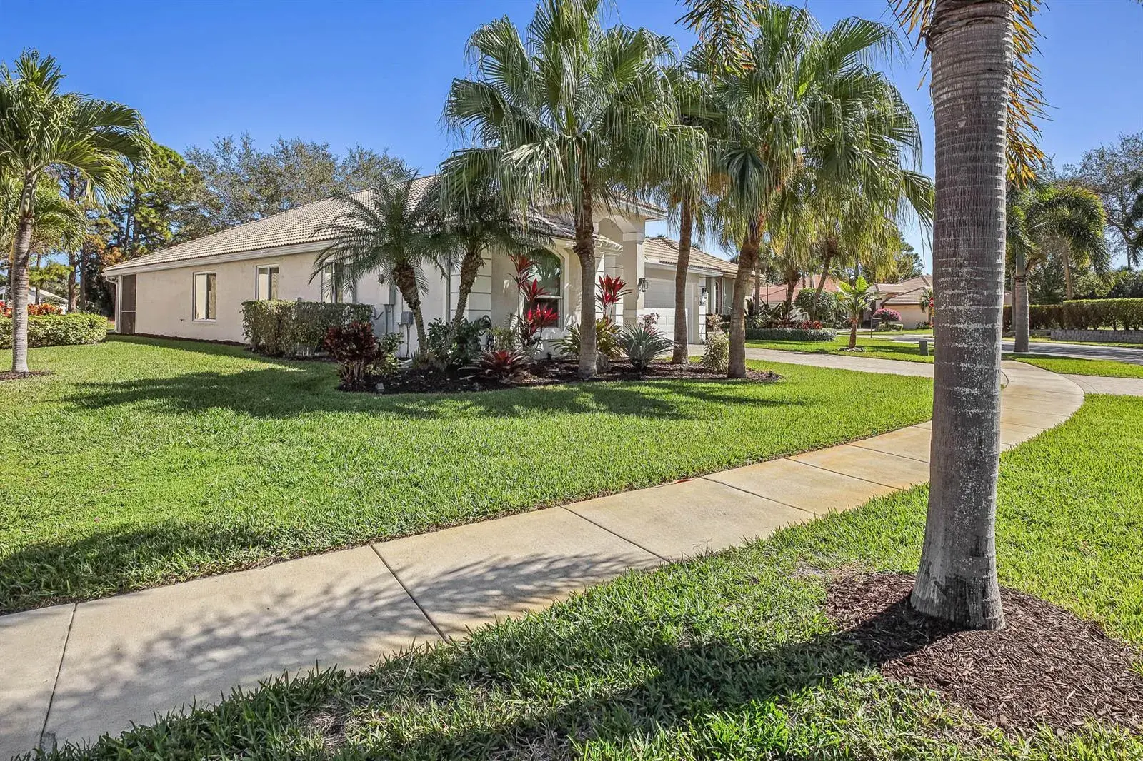 5641 Fountains Drive S, Lake Worth FL 33467