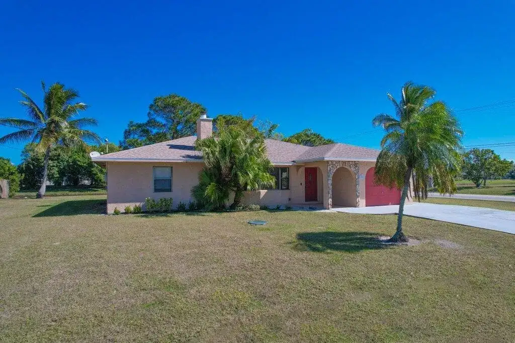 2097 SE Mantua Street, Port St. Lucie FL 34952 photo 2