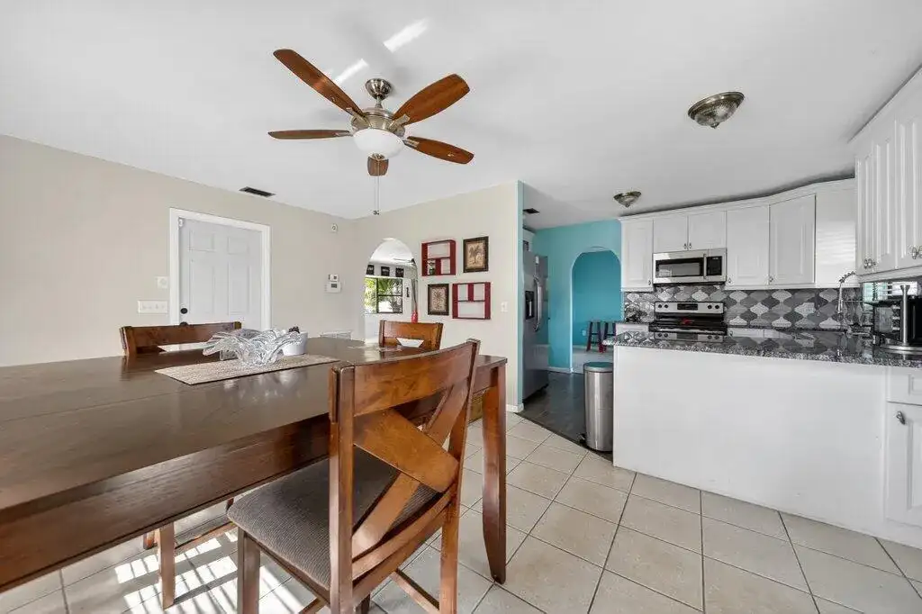 2097 SE Mantua Street, Port St. Lucie FL 34952 photo 4