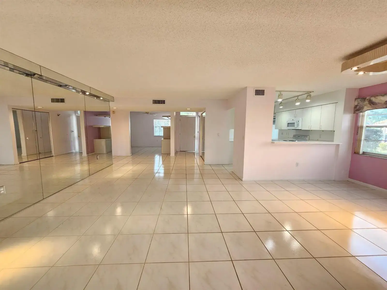 9963 Seacrest Circle # 101, Boynton Beach FL 33437 photo 5