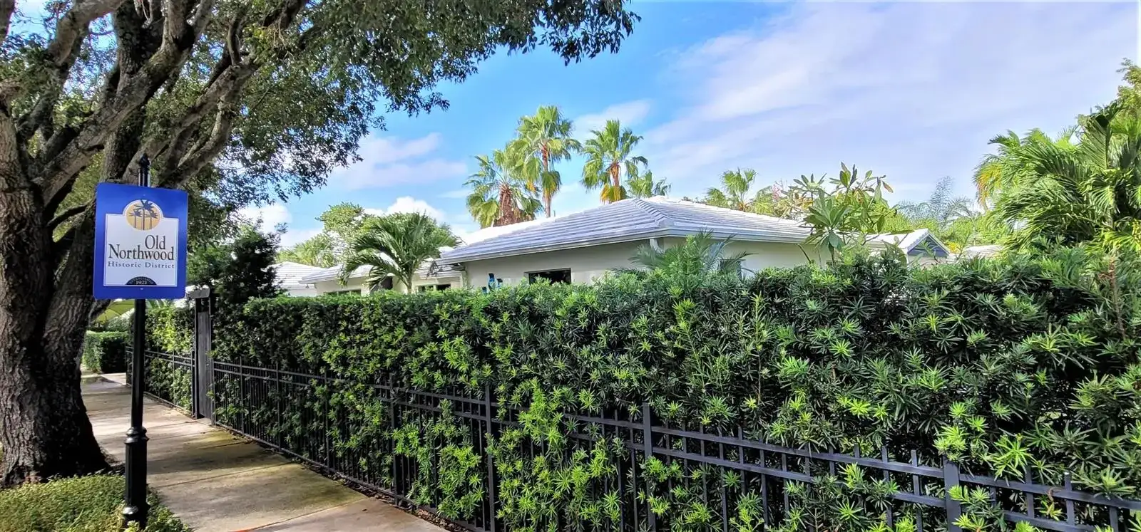 403 32nd Street, West Palm Beach FL 33407 photo 2