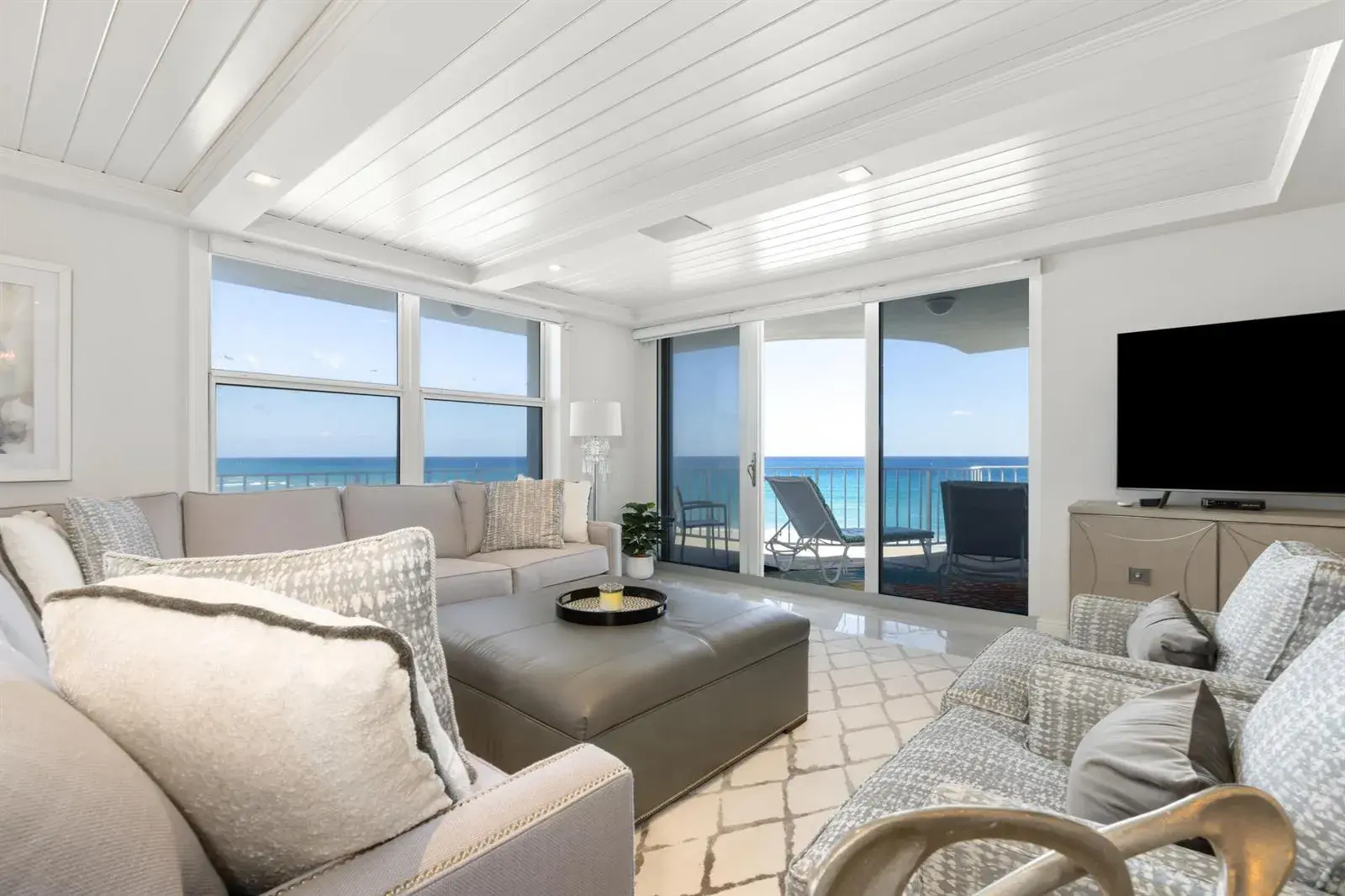 2295 S Ocean Boulevard # 625, Palm Beach FL 33480