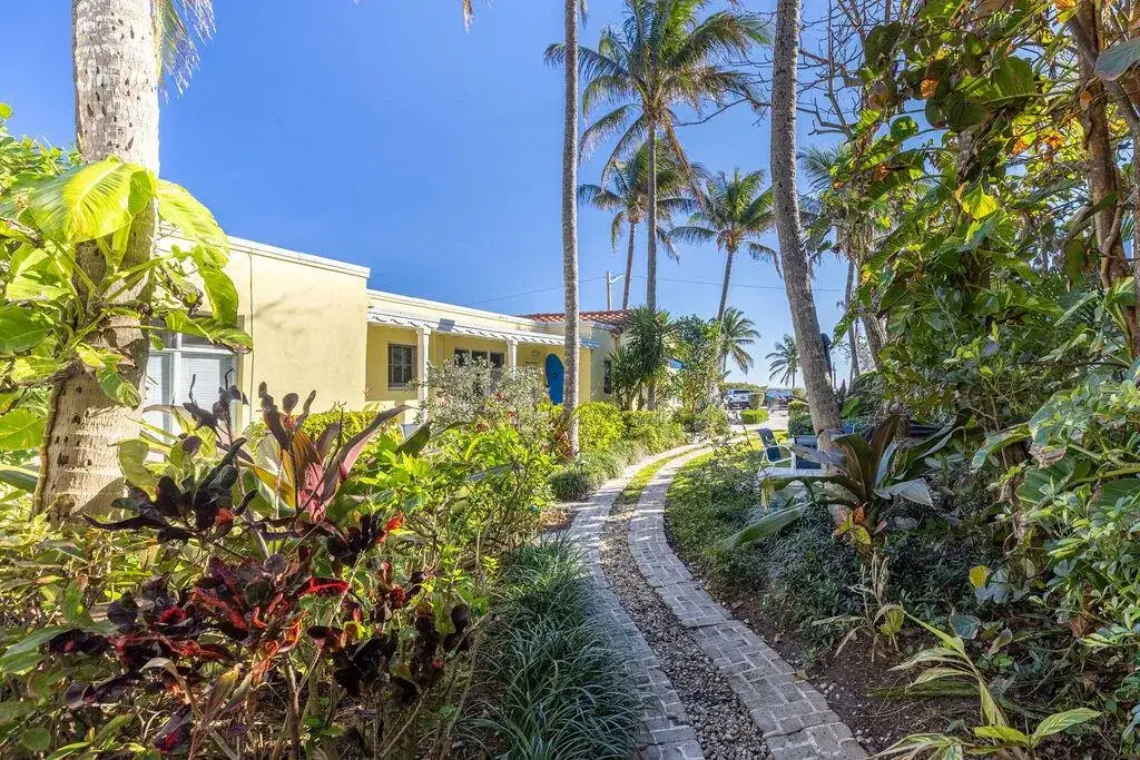 88 S Ocean Boulevard, Delray Beach FL 33483