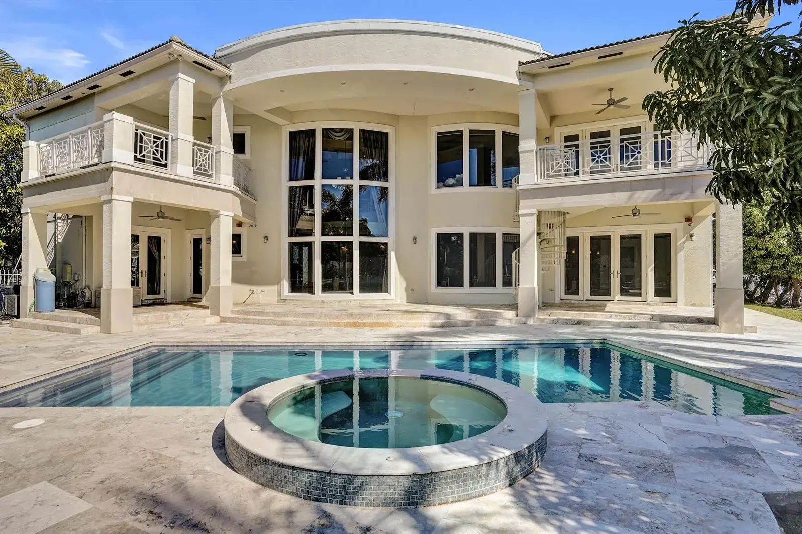 2330 NE 31st Court, Lighthouse Point FL 33064 photo 3