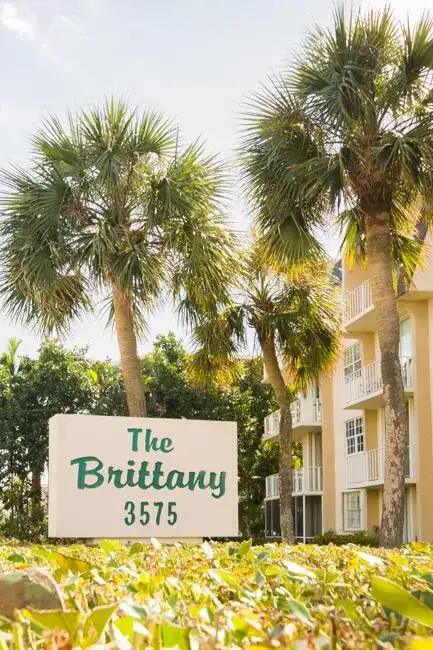 3575 S Ocean Boulevard # 408, South Palm Beach FL 33480 photo 3