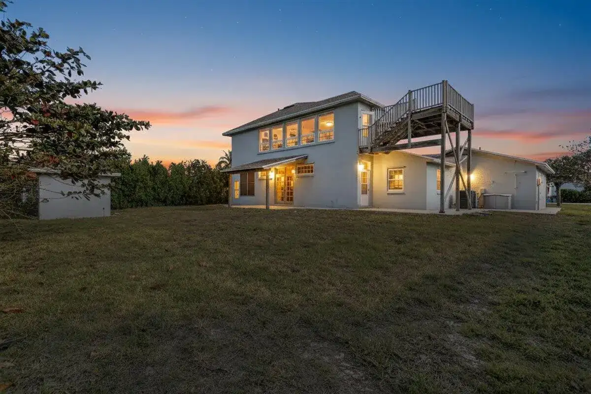 2309 Atlantic Beach Boulevard, Fort Pierce FL 34949 photo 2