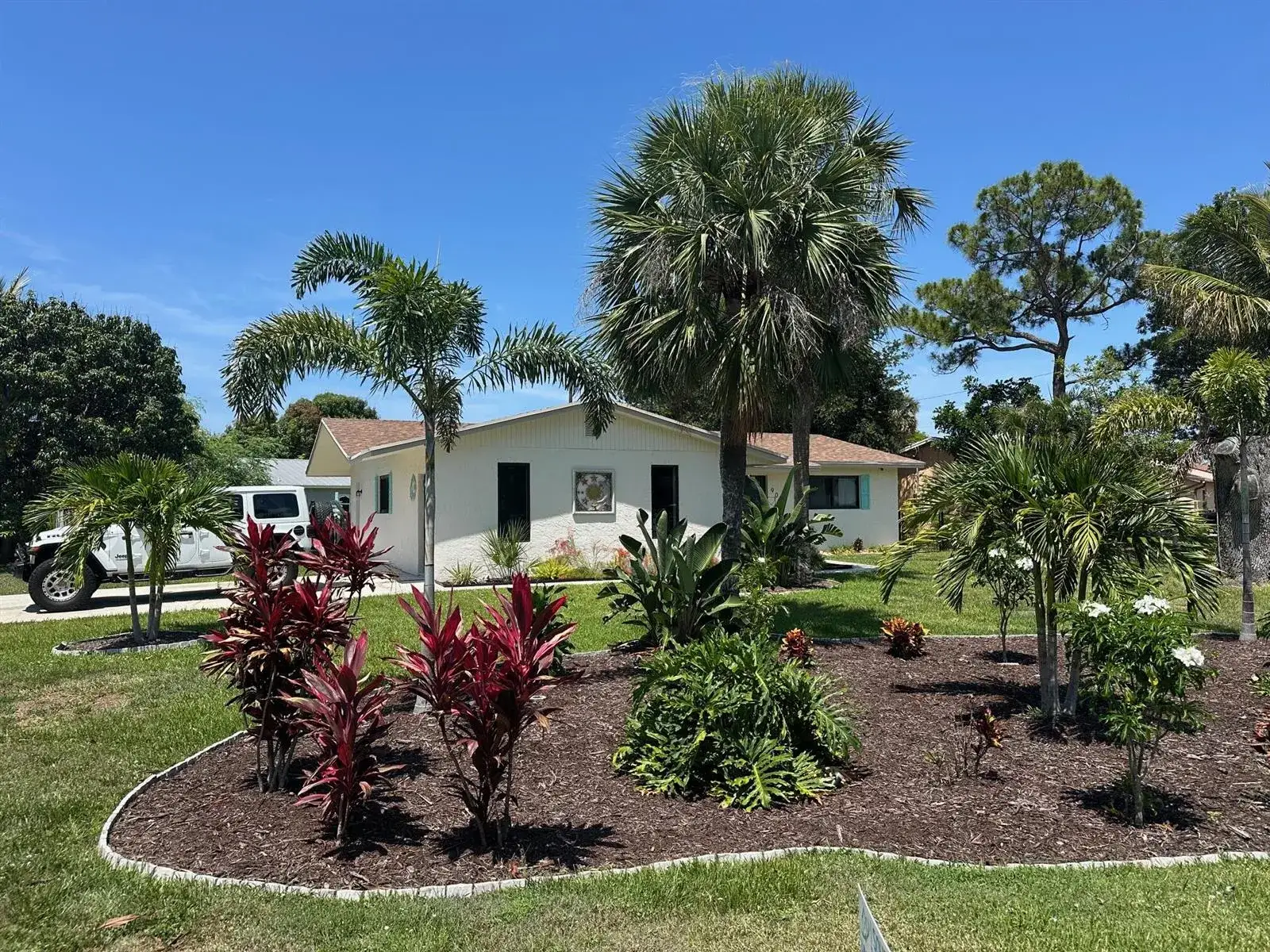 907 SE Lake Street, Stuart FL 34994