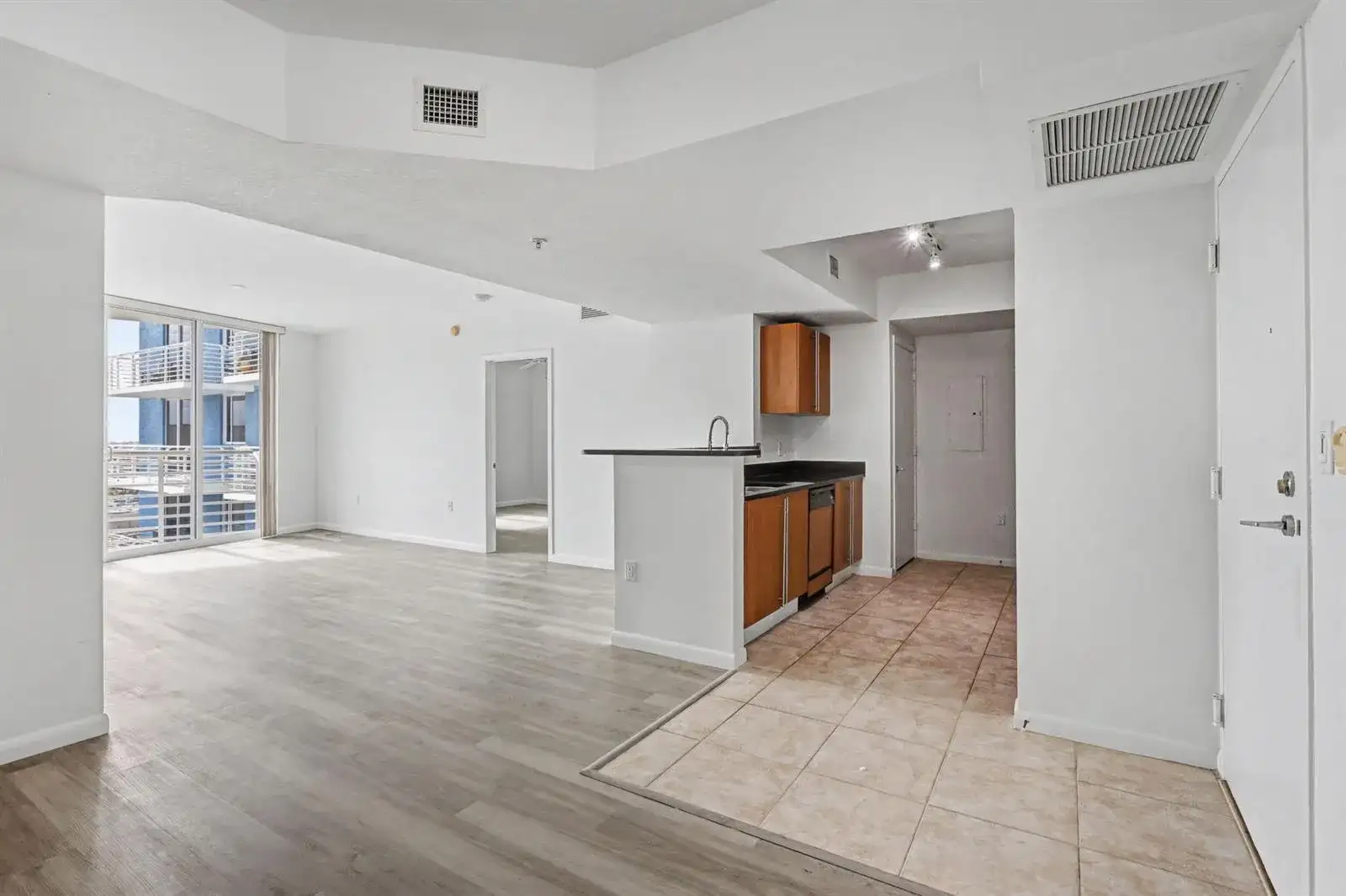 1551 N Flagler Drive # 1514, West Palm Beach FL 33401 photo 4