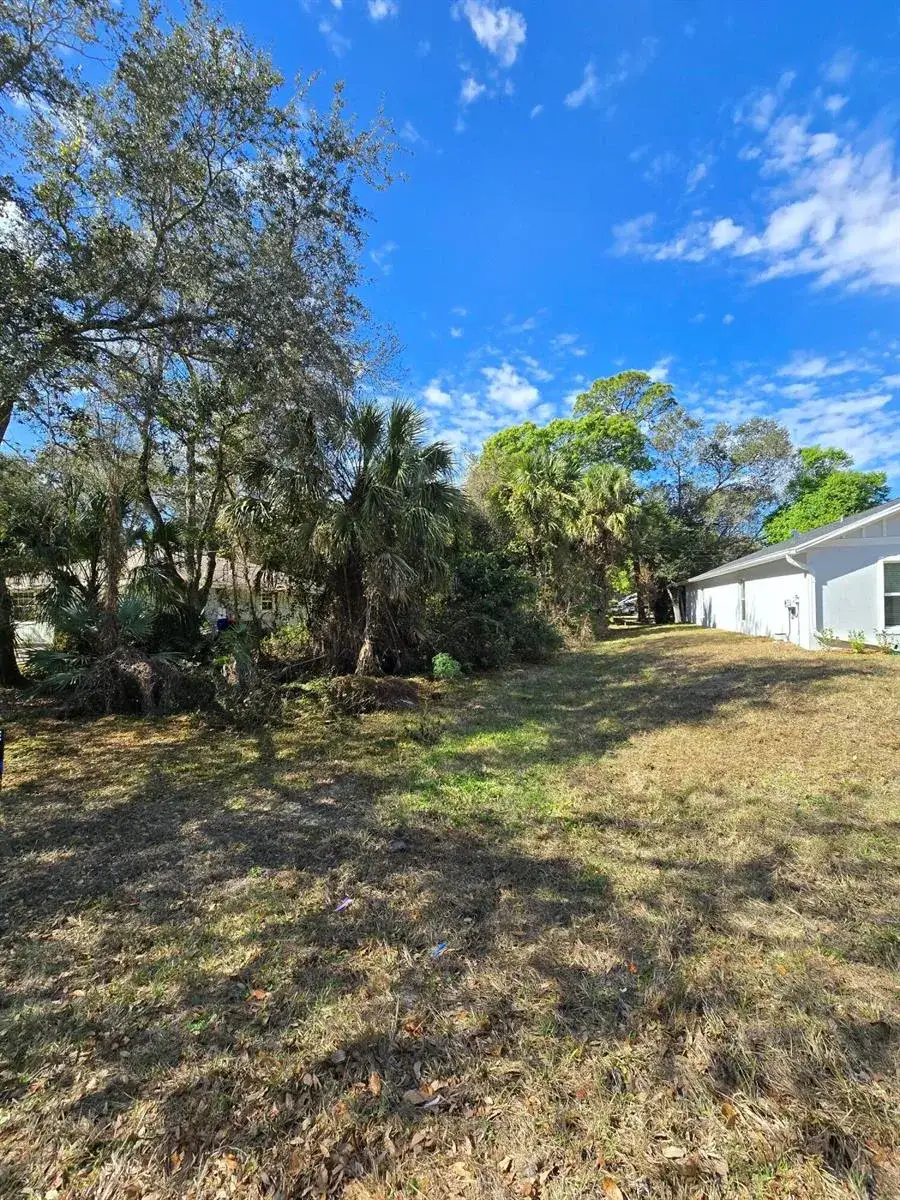 2445 87th Court, Vero Beach FL 32966