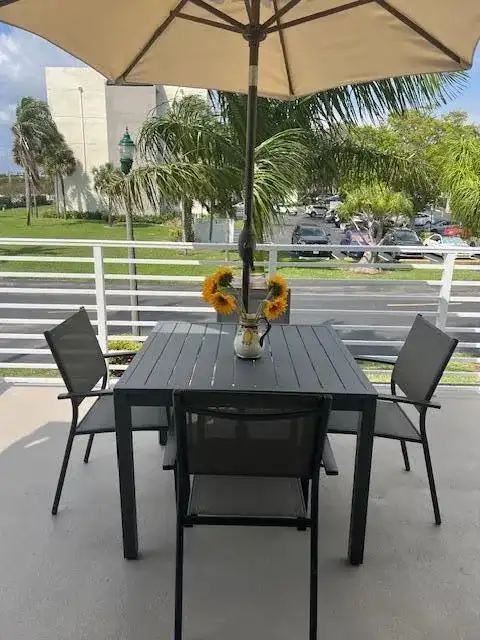 1605 S Us Highway 1, Jupiter FL 33477