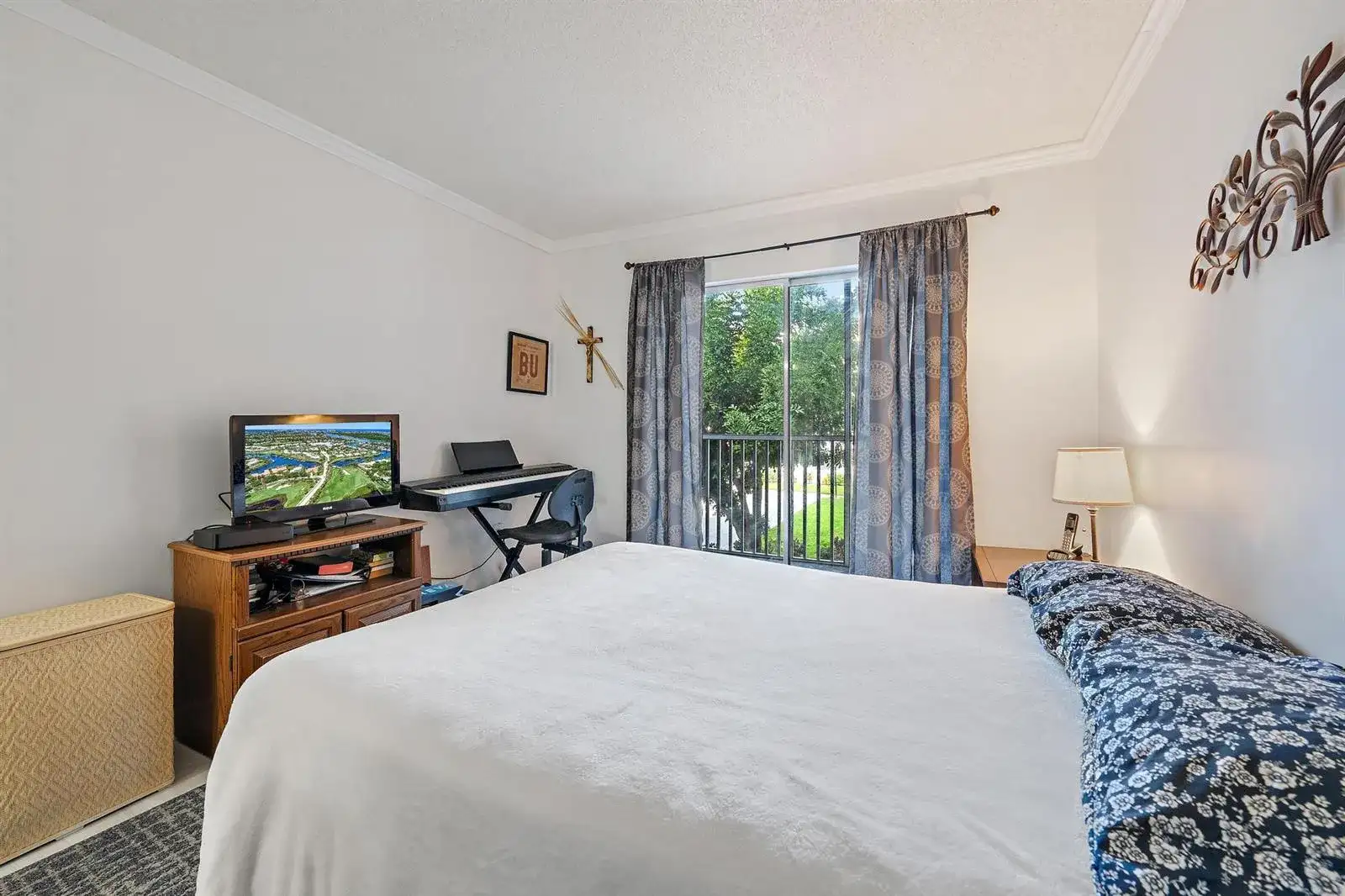 1516 S Lakeside Drive # 207, FL 33460 photo 5