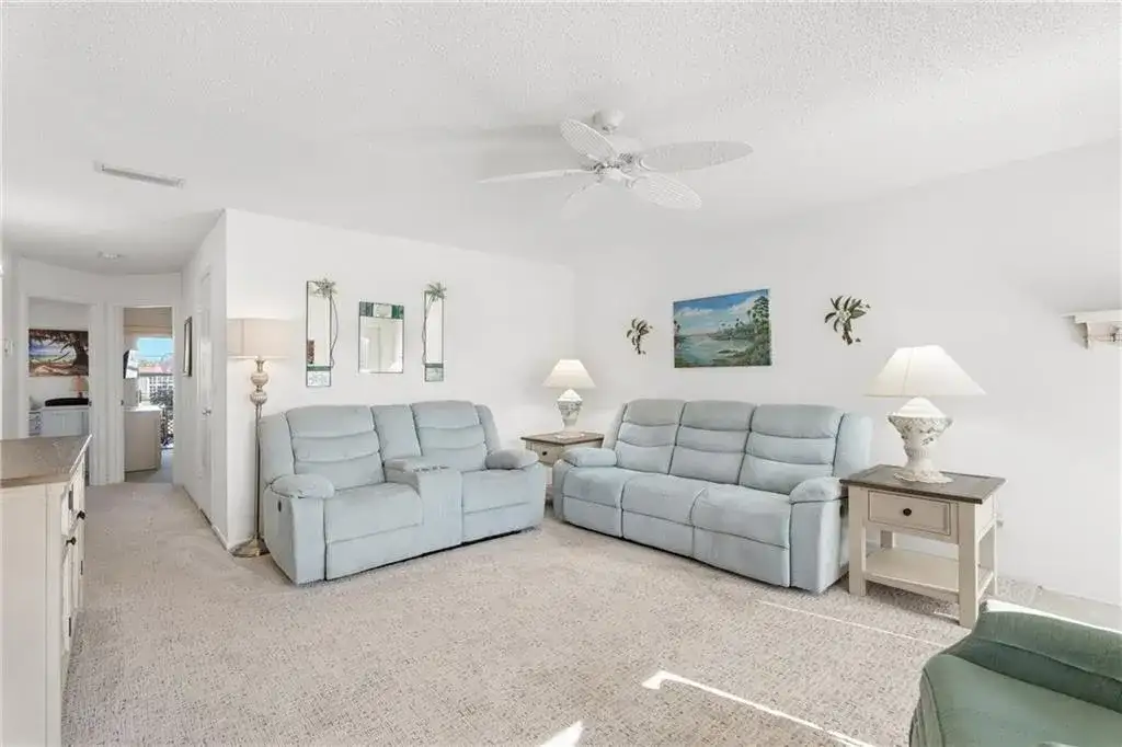 60 Woodland Drive # 202, Vero Beach FL 32962 photo 4