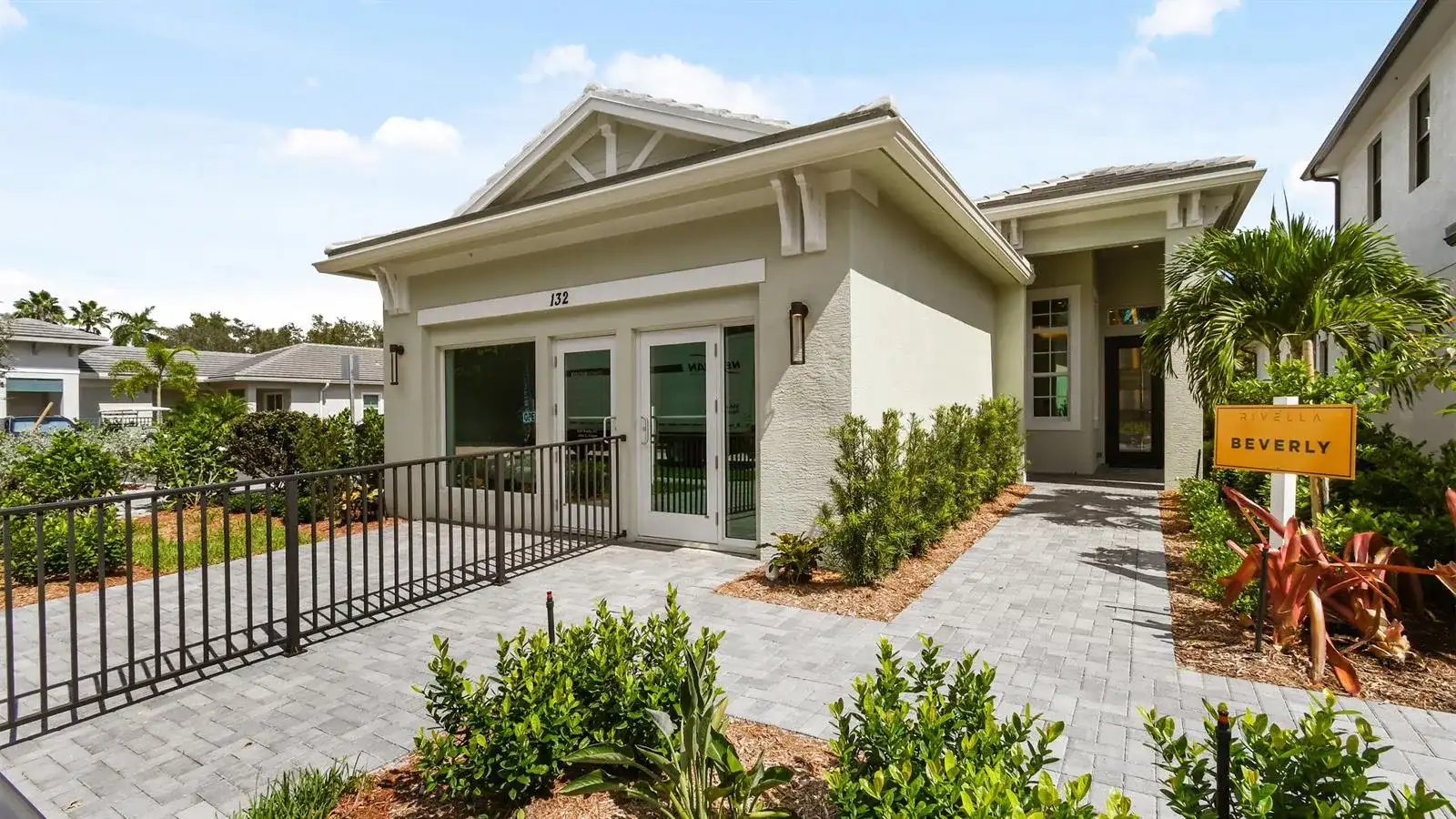 132 SE Via Tirso, Port St. Lucie FL 34952
