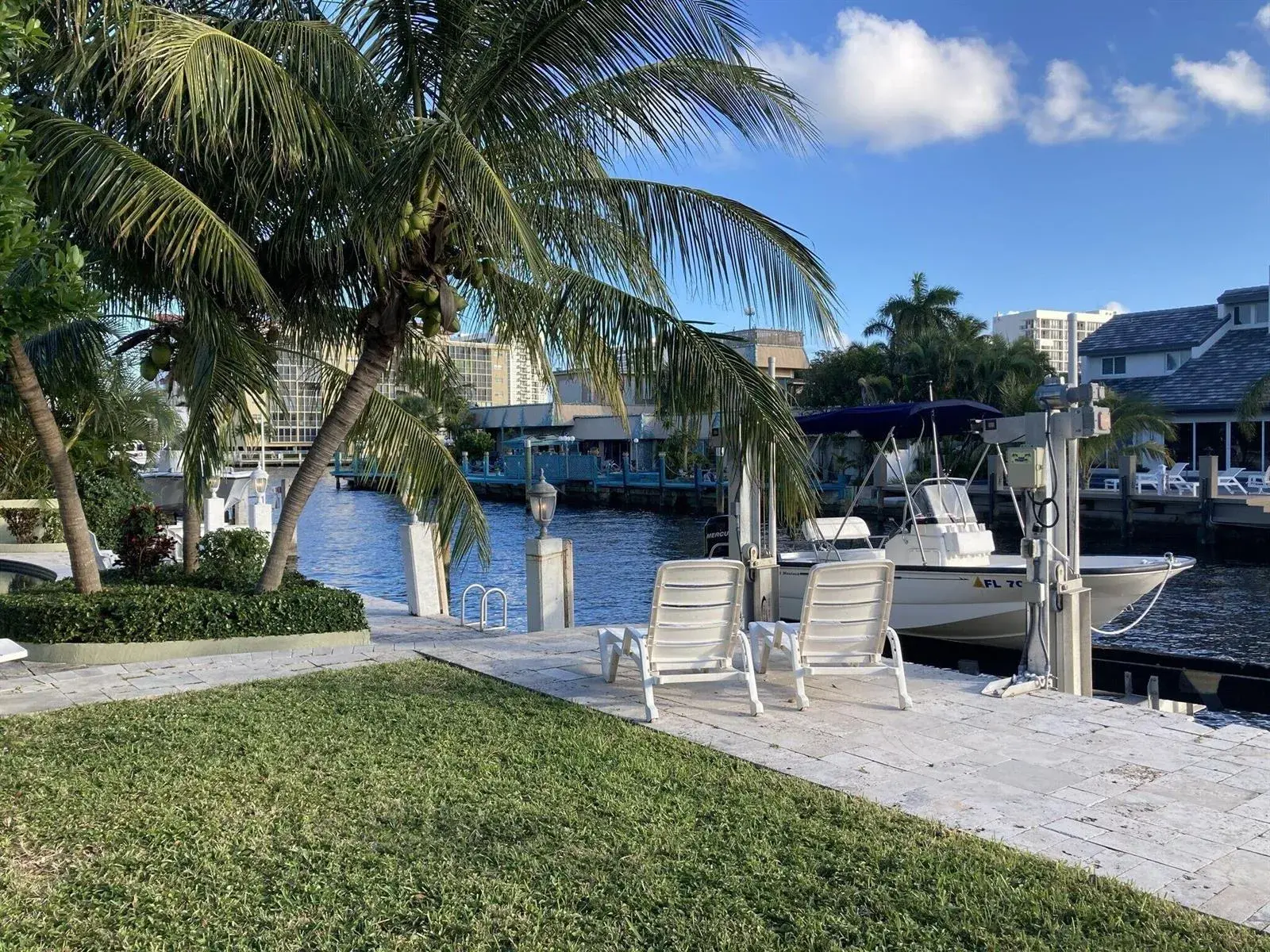 2740 NE 10th Street, Pompano Beach FL 33062