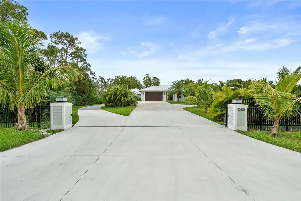 12875 157th Street N, Jupiter FL 33478 photo 2