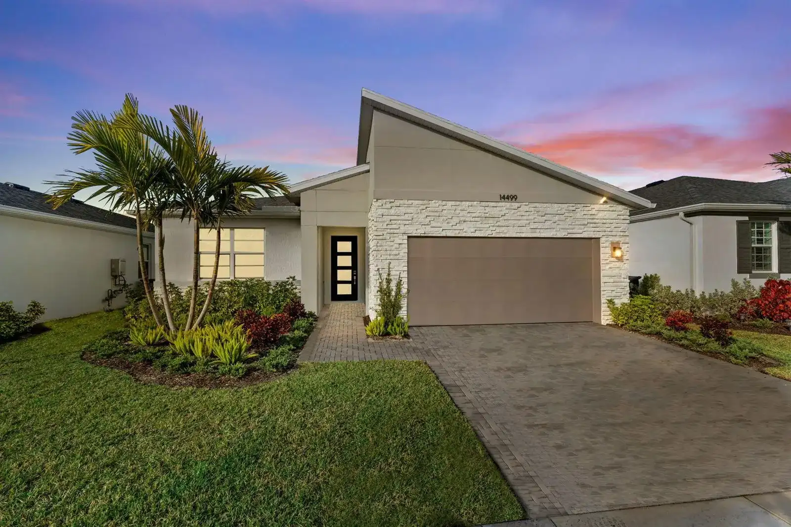 14499 SW Woodford Way, Port St. Lucie FL 34987