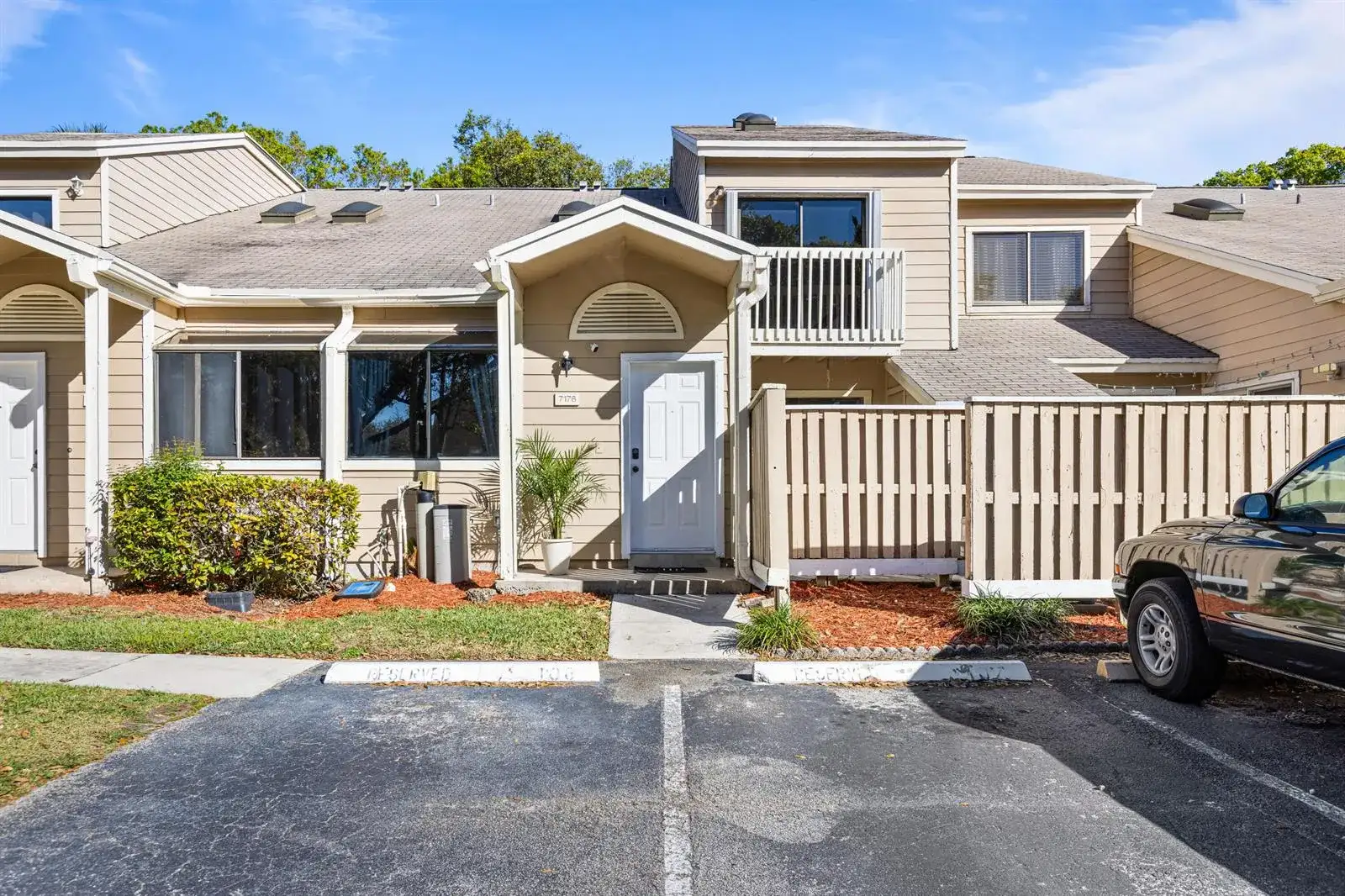 7176 Sportsmans Drive, North Lauderdale FL 33068 photo 2