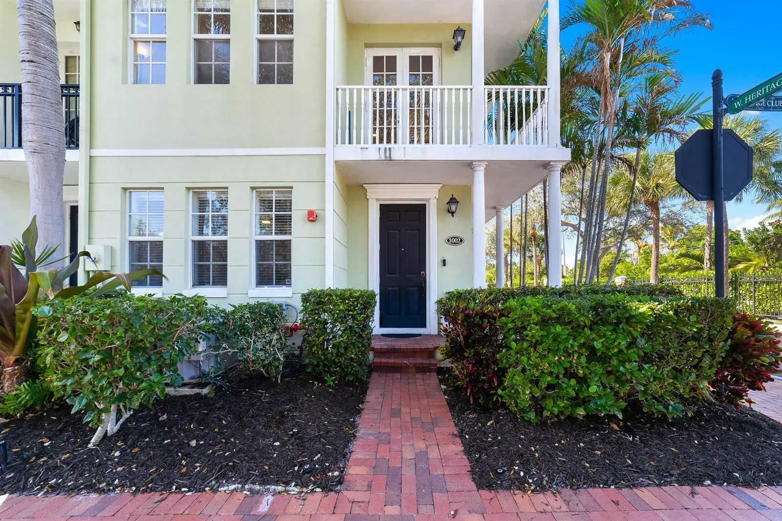 1002 E Heritage Club Circle, Delray Beach FL 33483