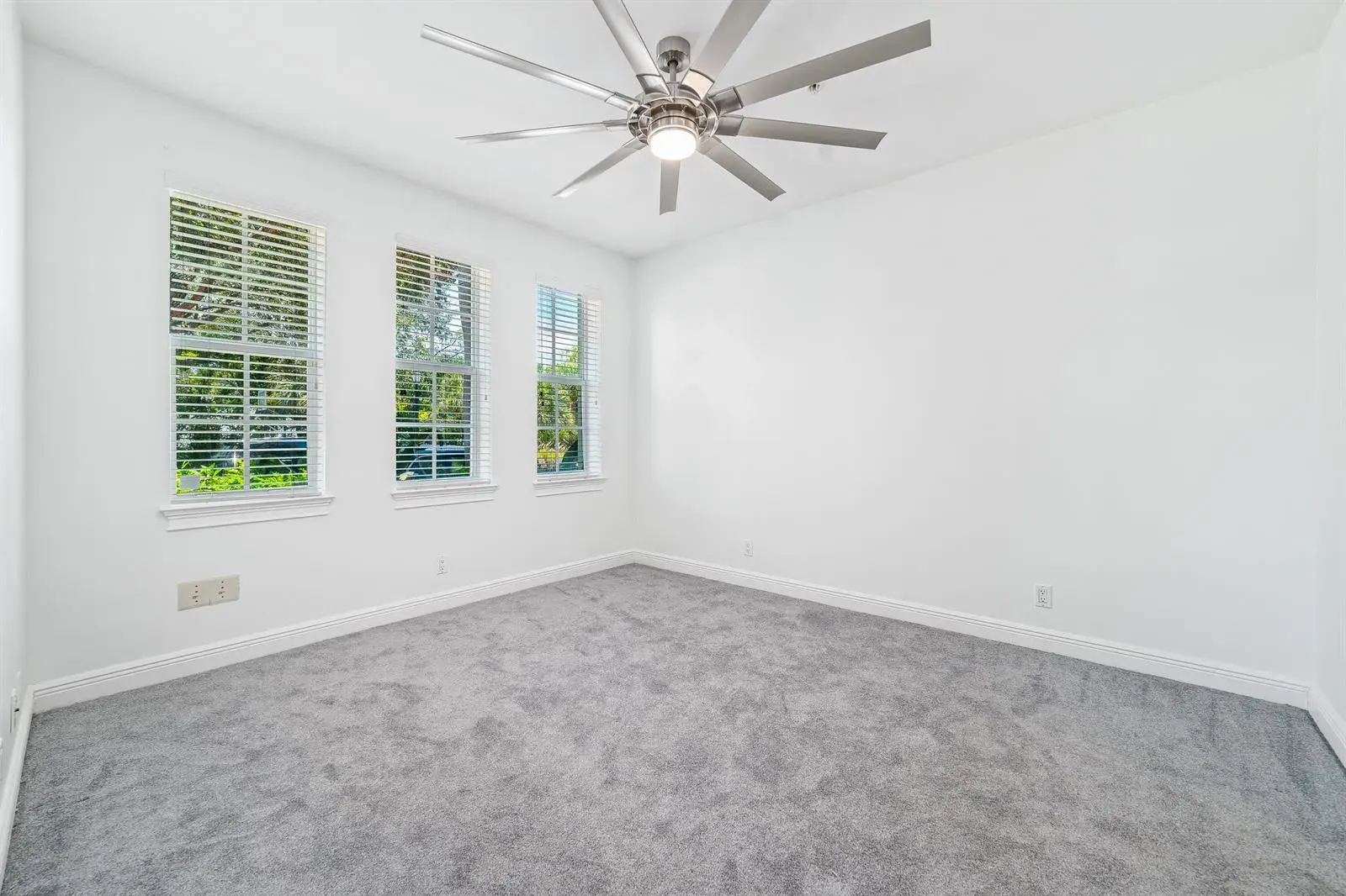 1002 E Heritage Club Circle, Delray Beach FL 33483