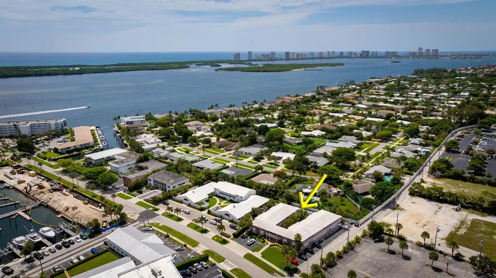 148 Yacht Club Drive # 10, North Palm Beach FL 33408