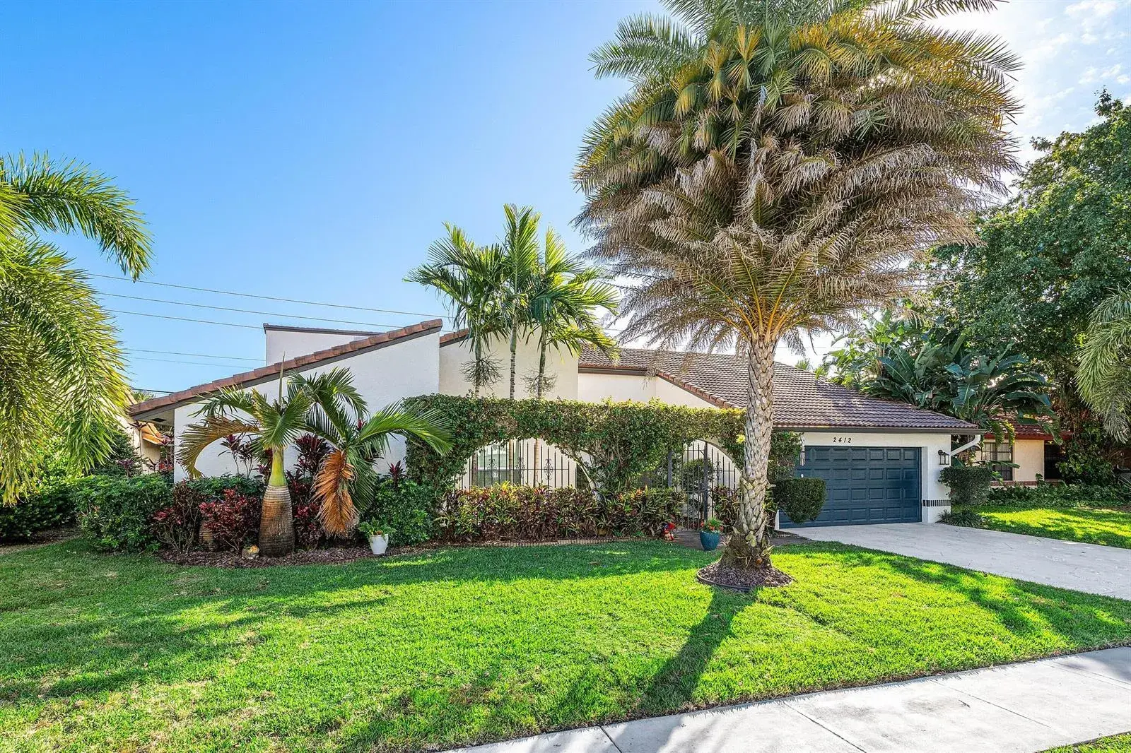 2412 SW 23rd Cranbrook Drive, Boynton Beach FL 33436