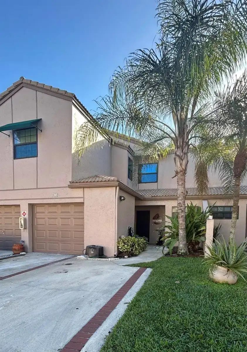 1672 Cypress Pointe Drive # 1a, Coral Springs FL 33071