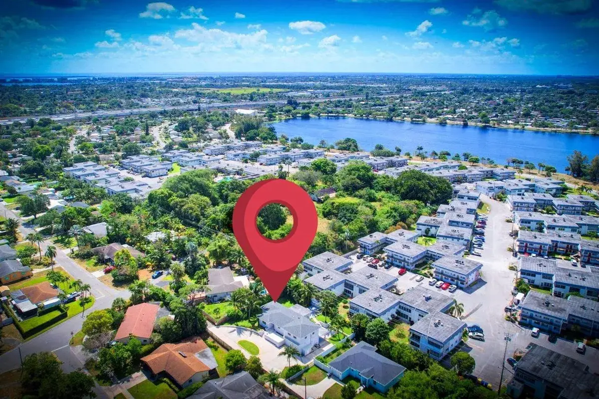 2192 Quail Trail, Lake Worth FL 33461