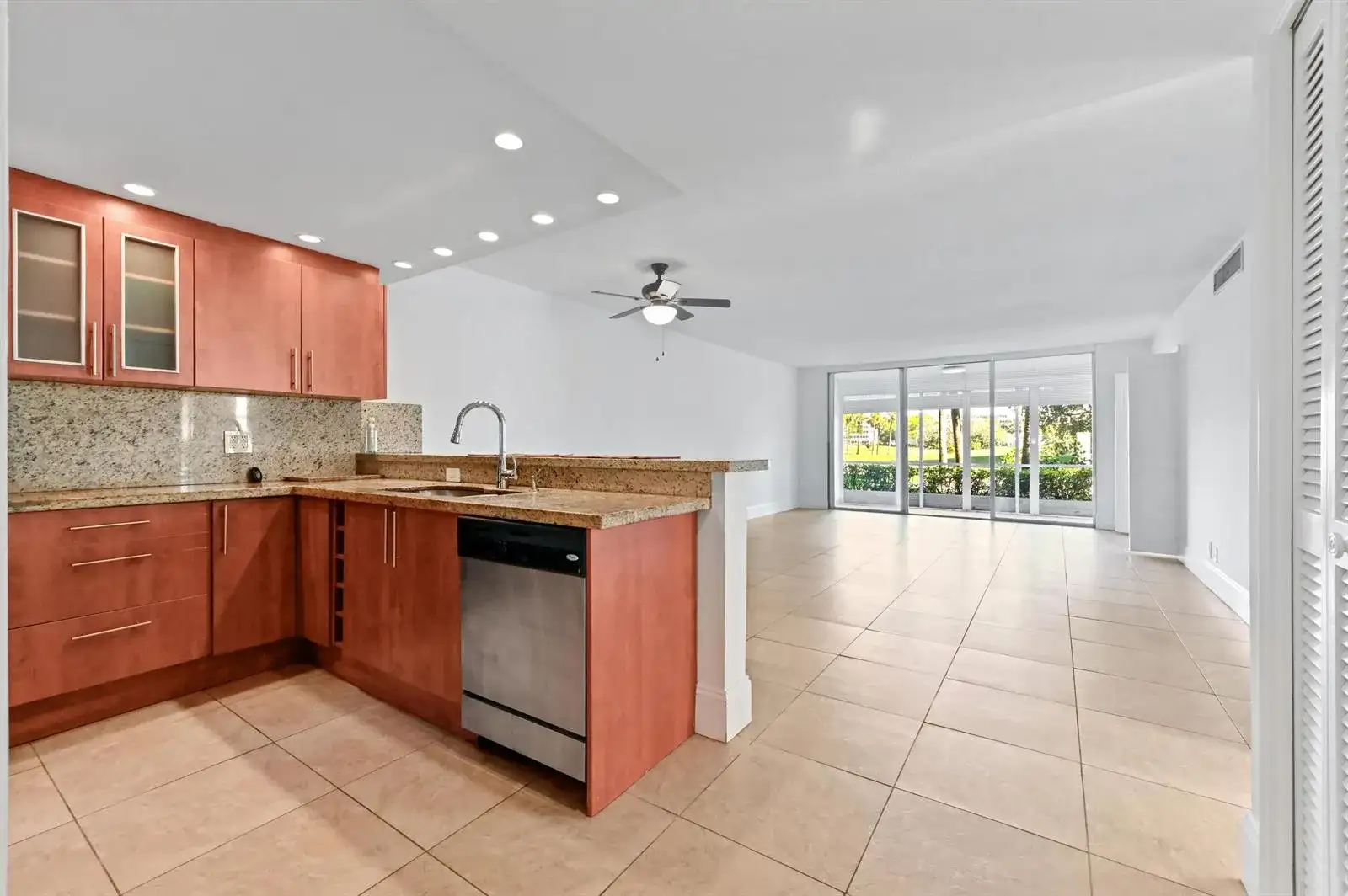 2851 S Palm Aire Drive # 101, Pompano Beach FL 33069 photo 2