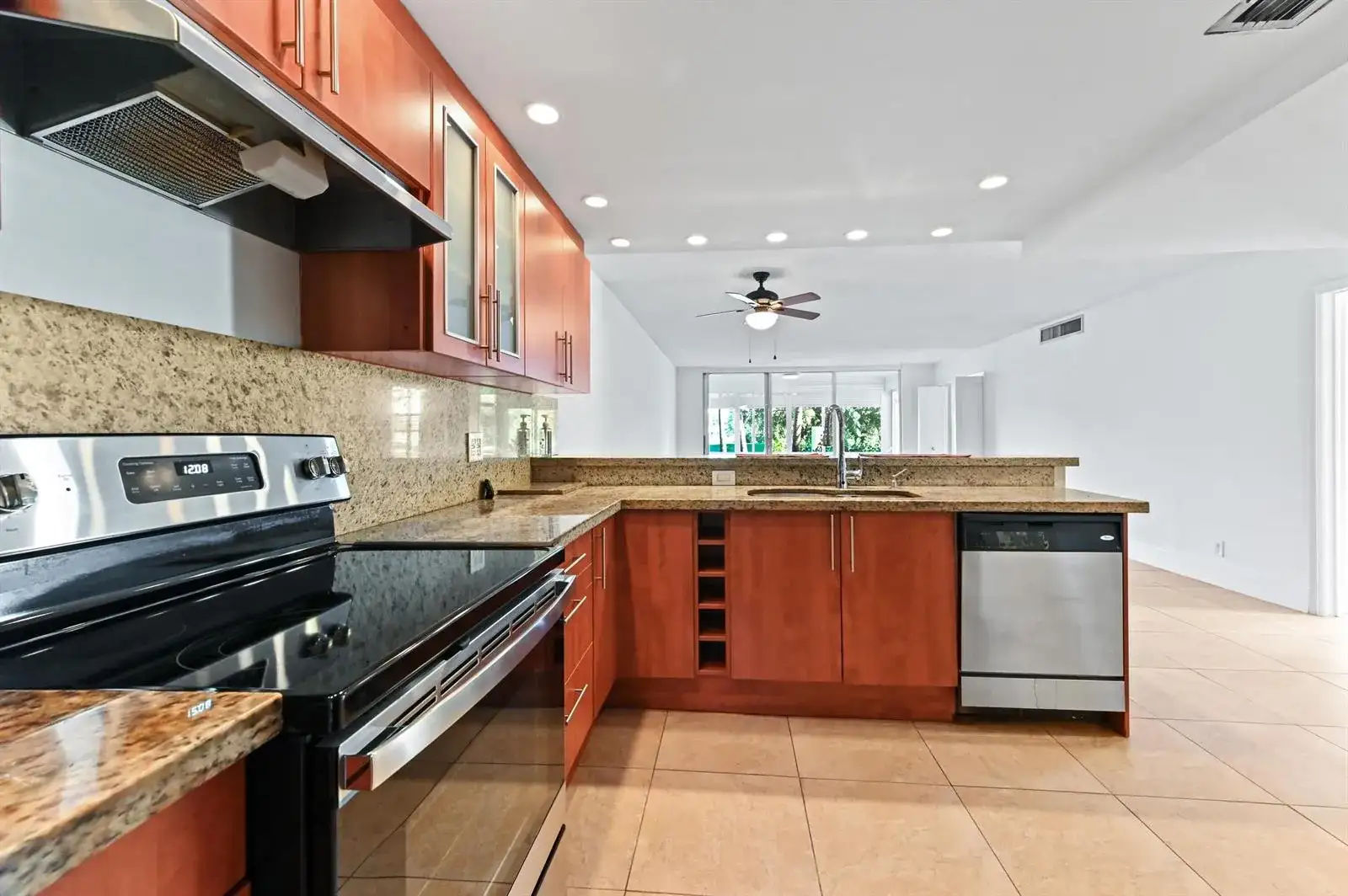 2851 S Palm Aire Drive # 101, Pompano Beach FL 33069 photo 4