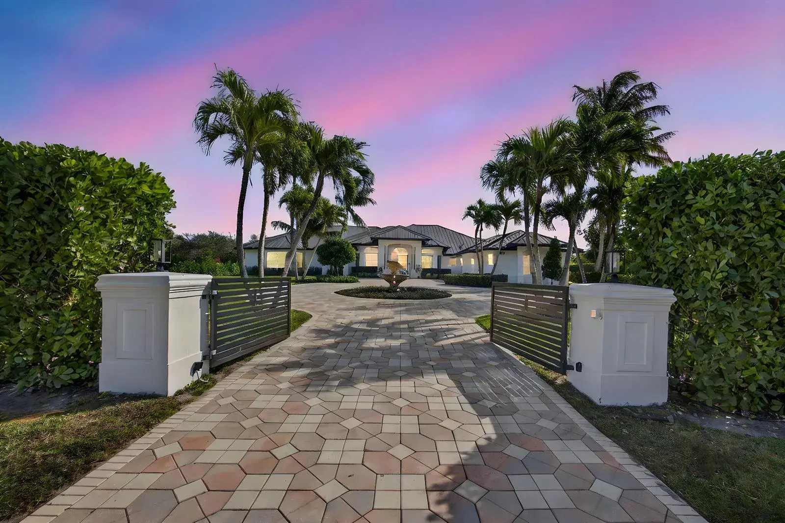 2940 Cessna Way, Wellington FL 33414