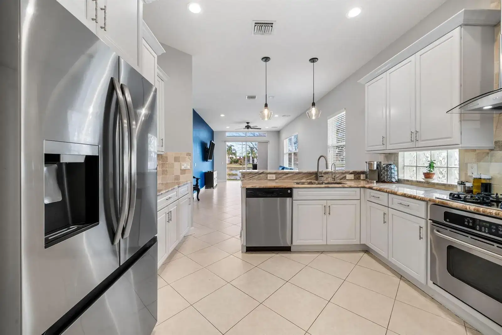 104 NW Willow Grove Avenue, Port St. Lucie FL 34986 photo 5