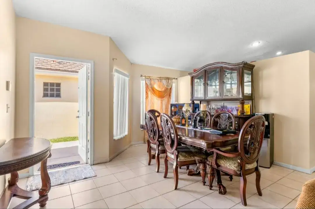 6179 Savannah Way, Lake Worth FL 33463 photo 3