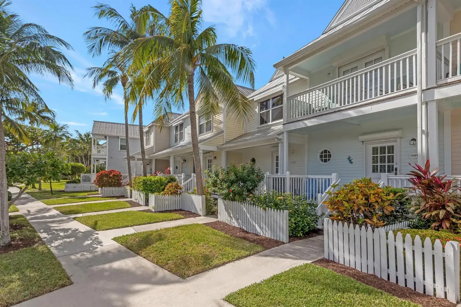 5081 Sunset Village Drive, FL 33050 photo 5