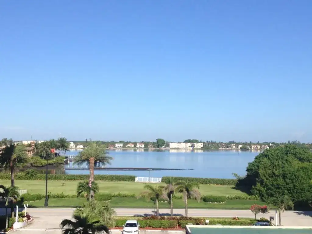 3450 S Ocean Boulevard # 328, Palm Beach FL 33480 photo 2