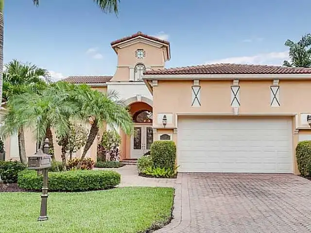 120 Viera Drive, Palm Beach Gardens FL 33418
