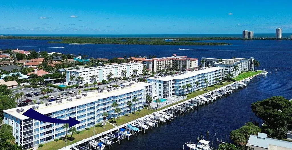 108 Paradise Harbour Boulevard # 210, North Palm Beach FL 33408