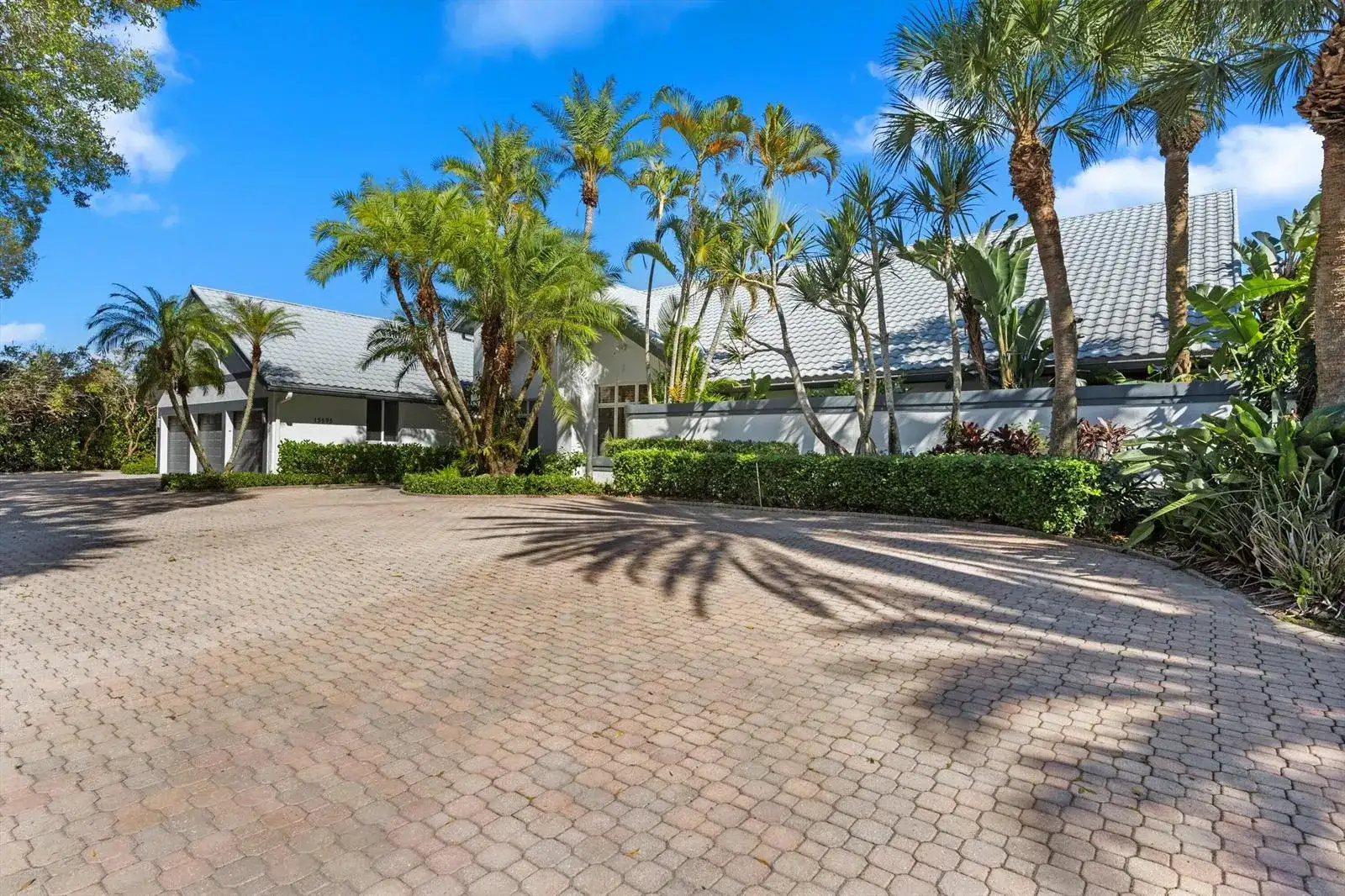15595 Lindbergh Lane, Wellington FL 33414 photo 2