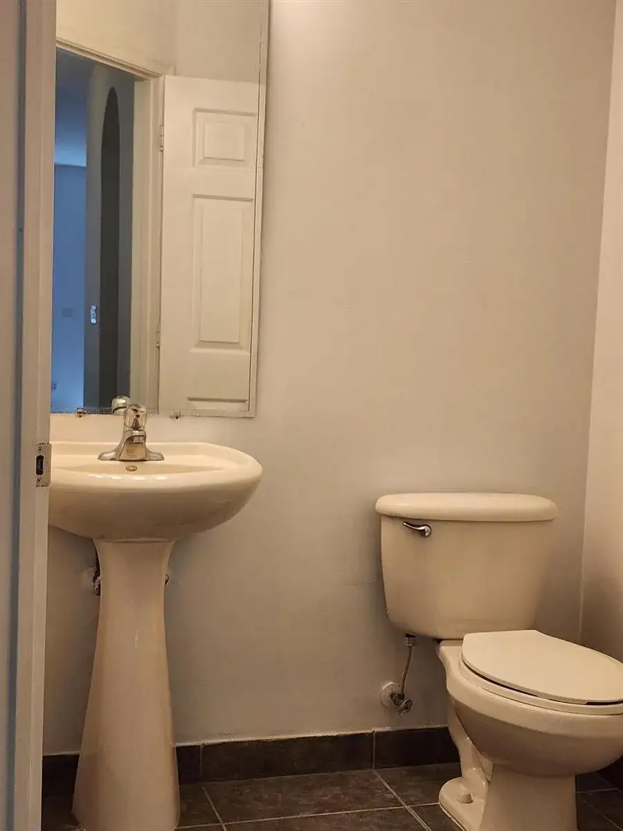 6909 Blue Skies Drive, Lake Worth FL 33463 photo 4
