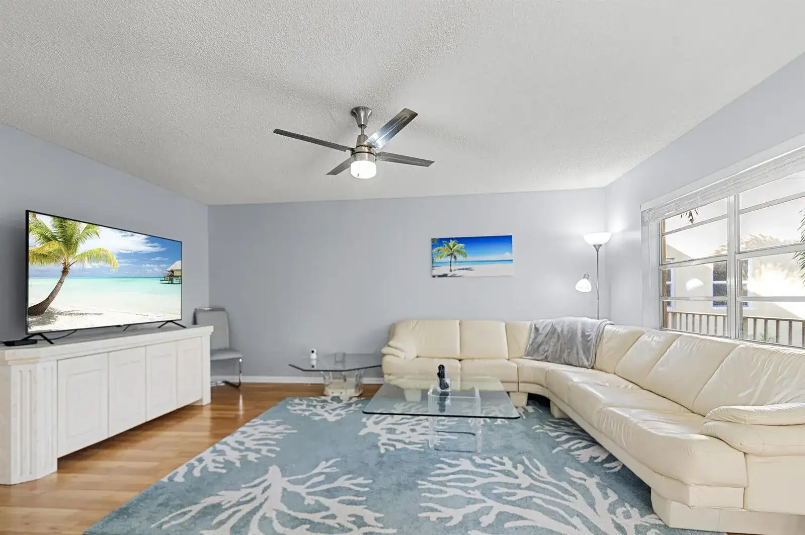 605 Flanders M, Delray Beach FL 33484 photo 3