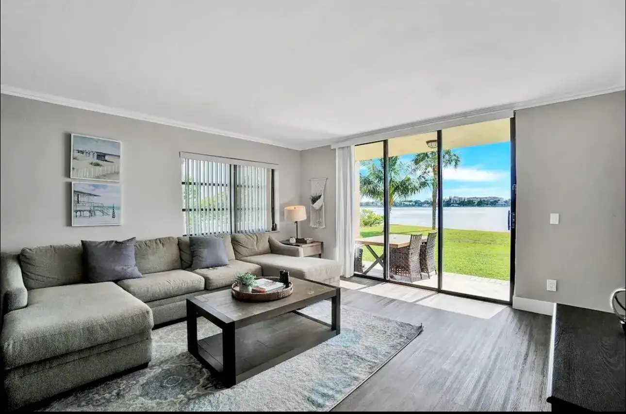300 Croton Avenue # 102, Lantana FL 33462 photo 3