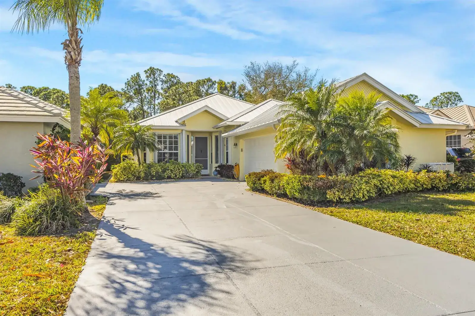 9421 Poinciana Court, Fort Pierce FL 34951 photo 2