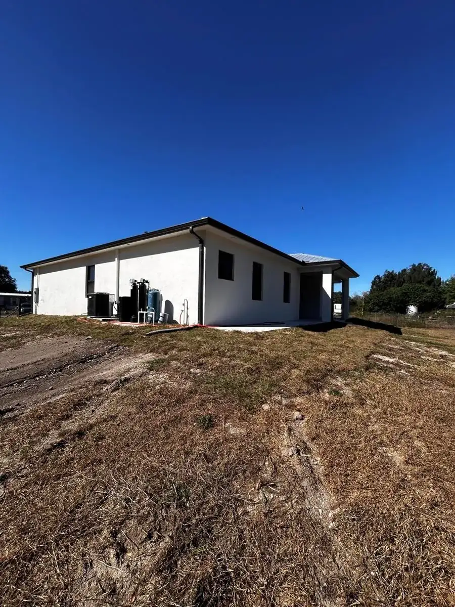 745 N Estribo Street, Clewiston FL 33440 photo 4