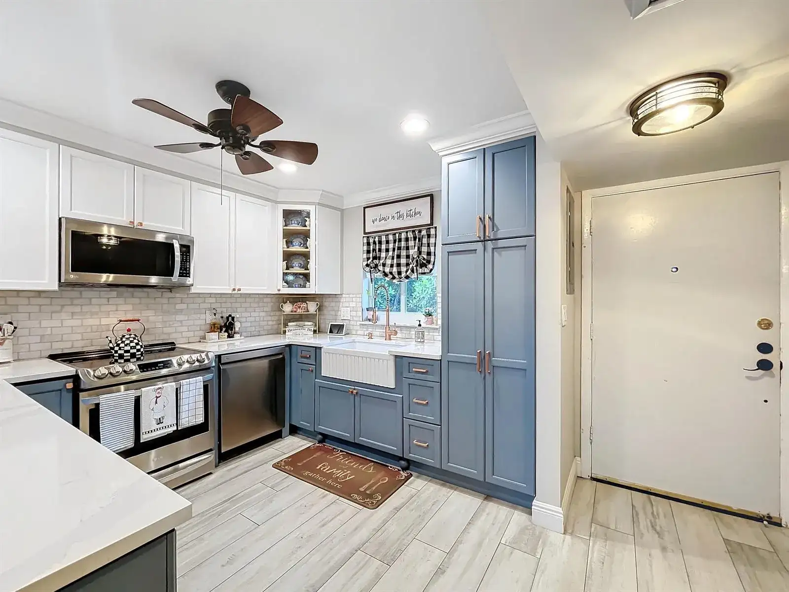 3060 Holiday Springs Boulevard # 312, Margate FL 33065 photo 2